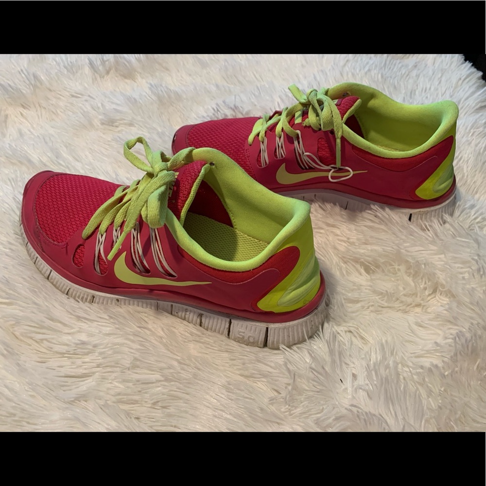 Womens sneakers